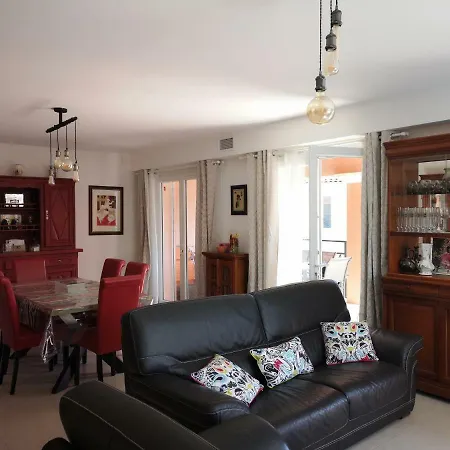 Les Issambres Villa *